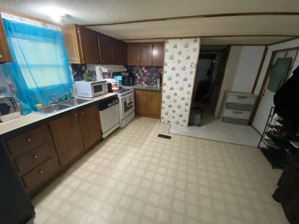 159 And 163 Peggy Lane Corbin KY 40701