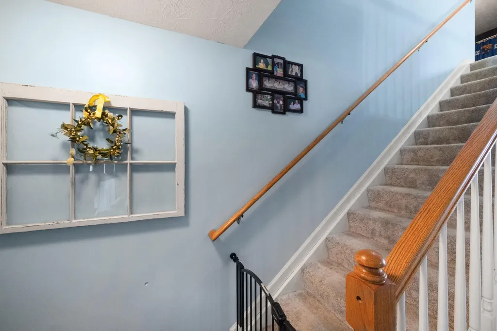 1284 Greendale Road Lexington KY 40511