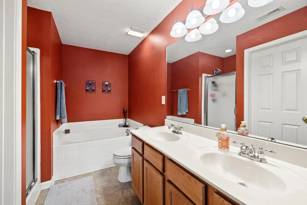 1284 Greendale Road Lexington KY 40511