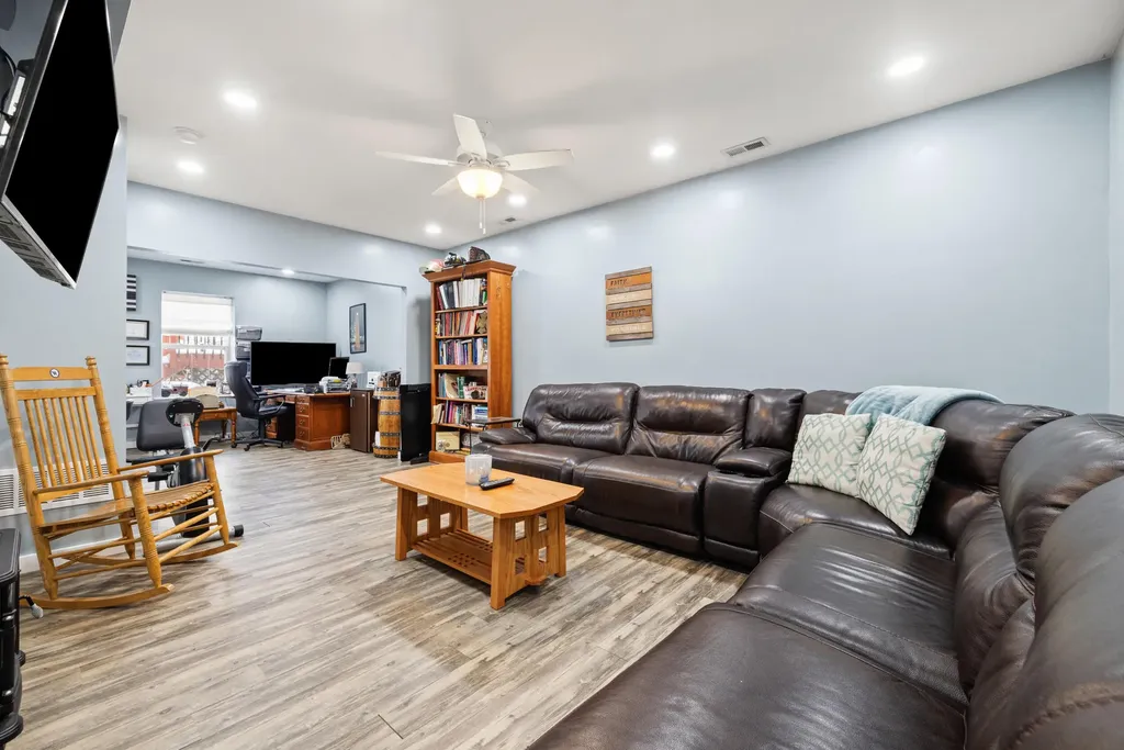 1284 Greendale Road Lexington KY 40511