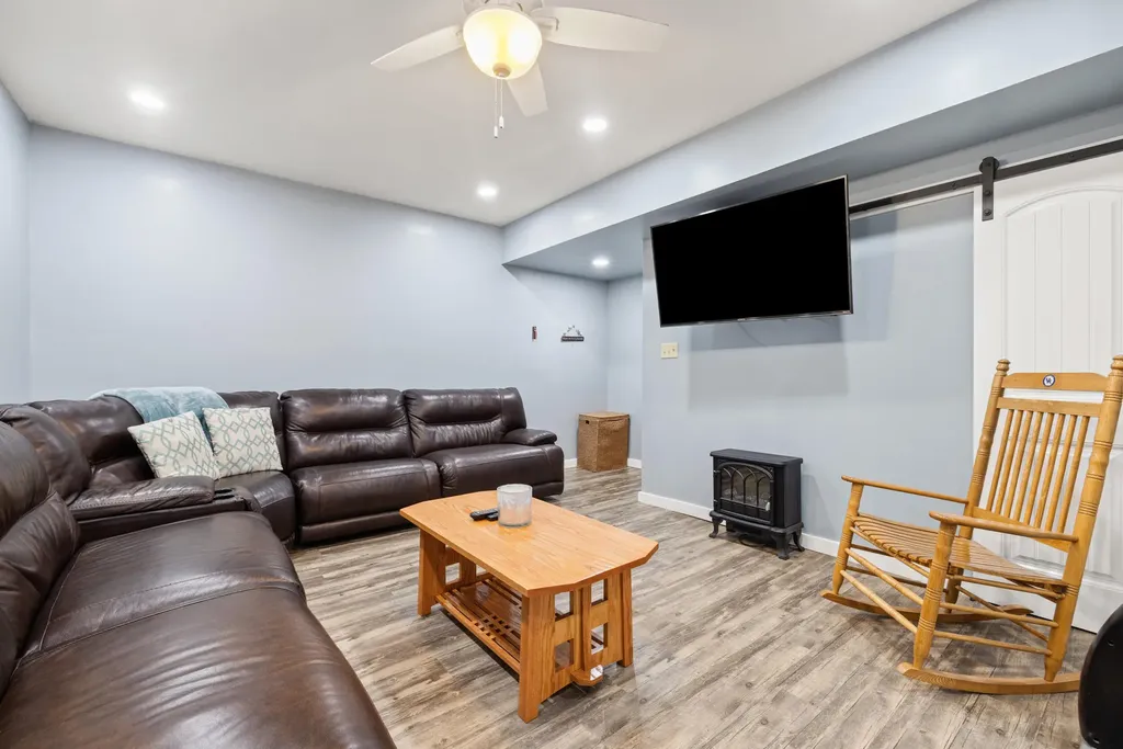 1284 Greendale Road Lexington KY 40511