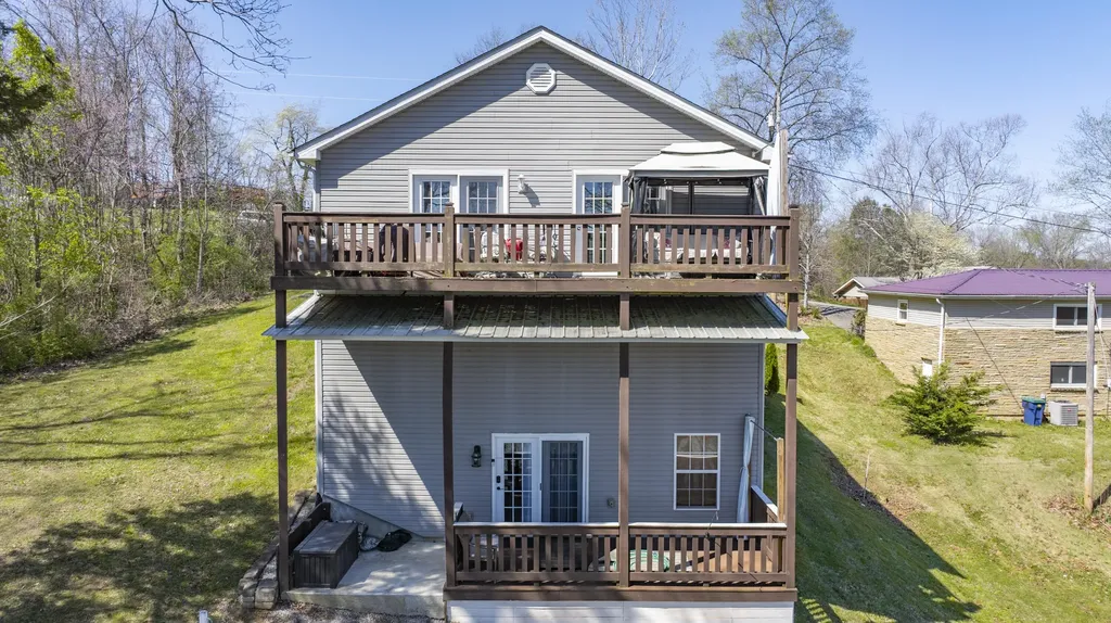 364 Twin Rivers Drive Bronston KY 42518