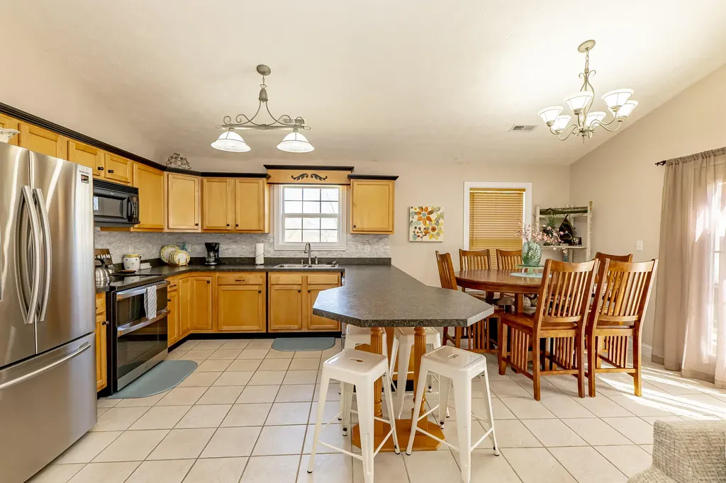 364 Twin Rivers Drive Bronston KY 42518