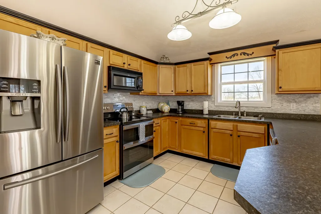 364 Twin Rivers Drive Bronston KY 42518