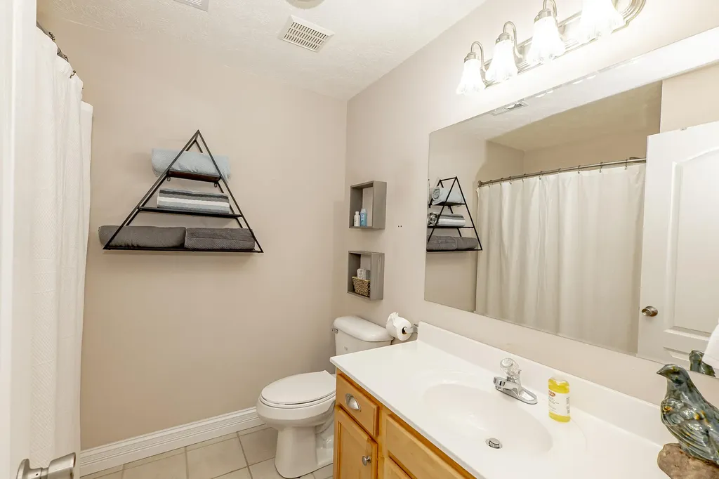 364 Twin Rivers Drive Bronston KY 42518