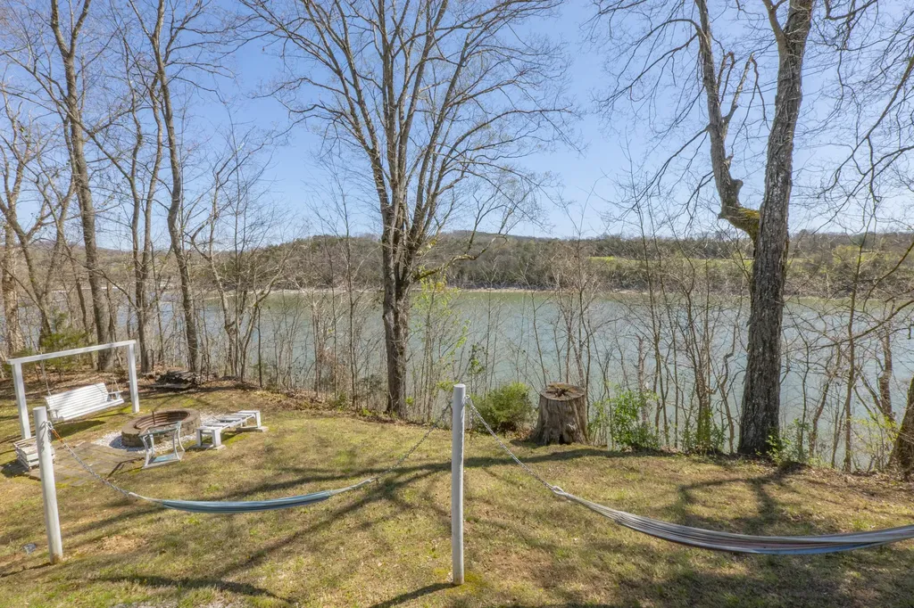 364 Twin Rivers Drive Bronston KY 42518
