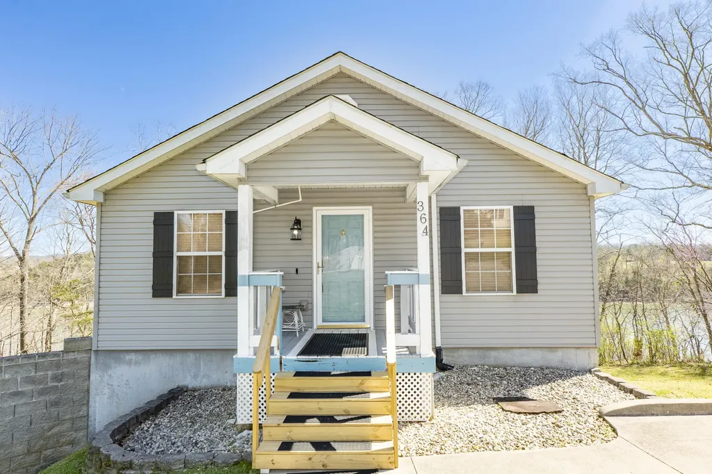364 Twin Rivers Drive Bronston KY 42518