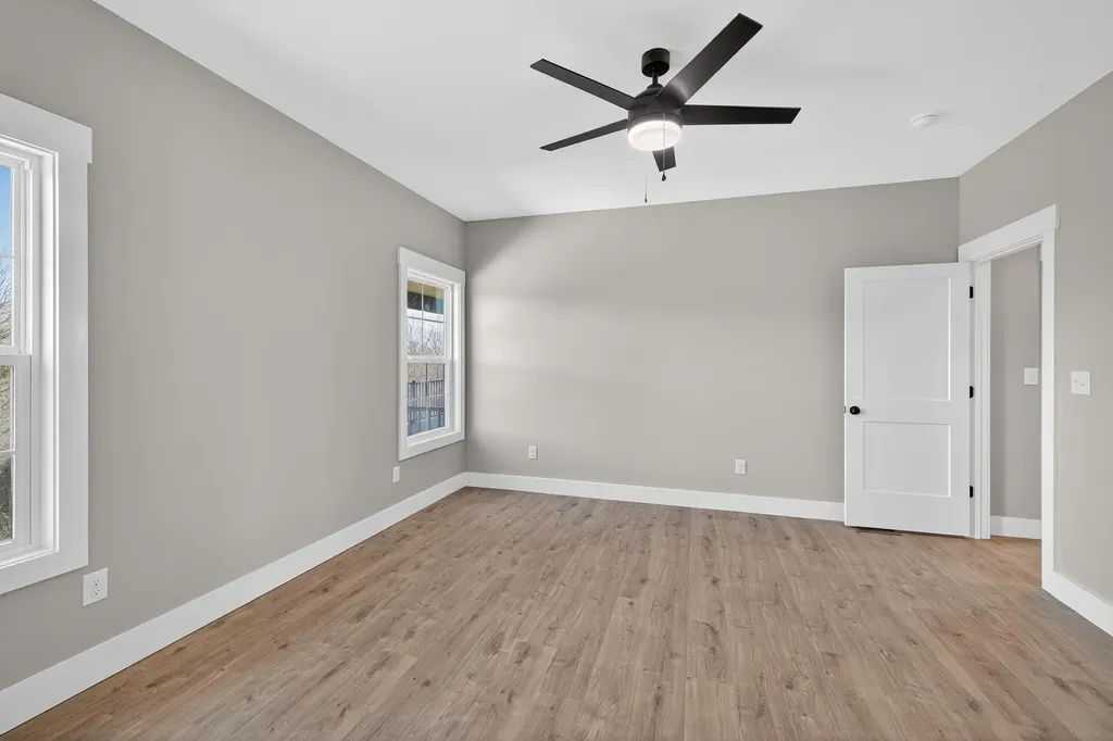 195 Lakeland Drive Harrodsburg KY 40330