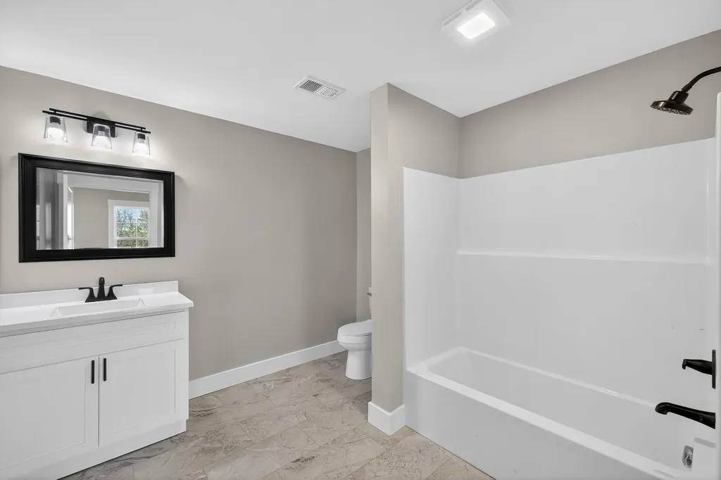 195 Lakeland Drive Harrodsburg KY 40330