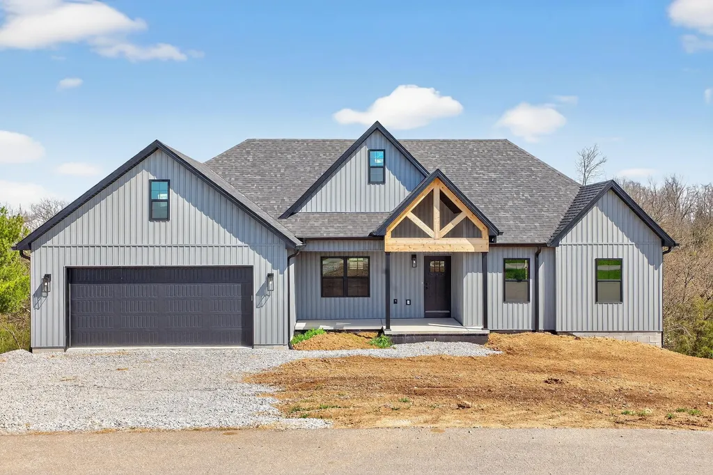195 Lakeland Drive Harrodsburg KY 40330