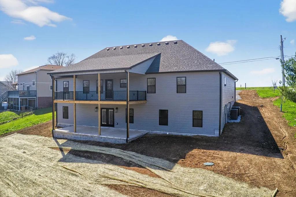 195 Lakeland Drive Harrodsburg KY 40330