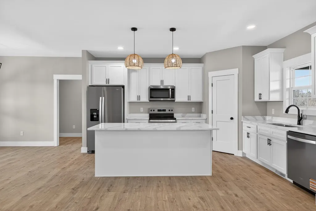 195 Lakeland Drive Harrodsburg KY 40330