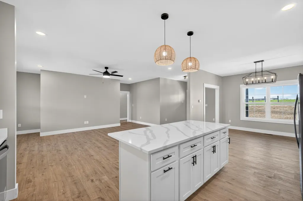 195 Lakeland Drive Harrodsburg KY 40330