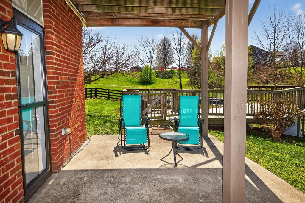 122 Saddlebrook Circle Berea KY 40403