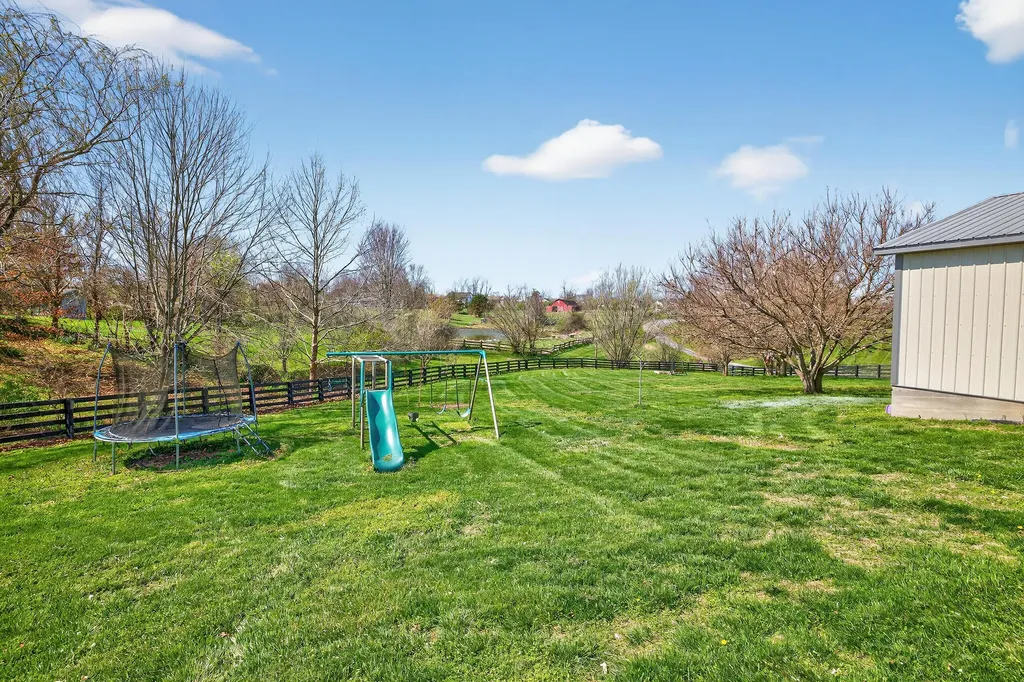 122 Saddlebrook Circle Berea KY 40403