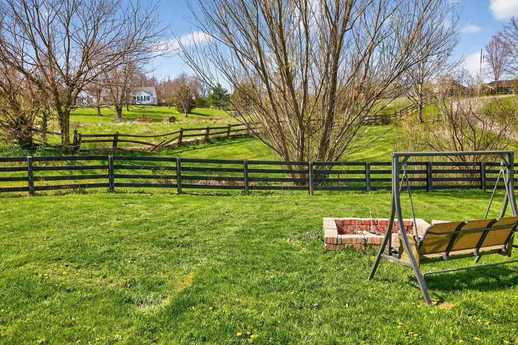 122 Saddlebrook Circle Berea KY 40403