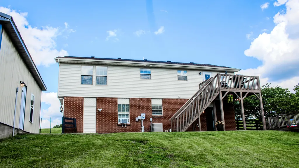 122 Saddlebrook Circle Berea KY 40403