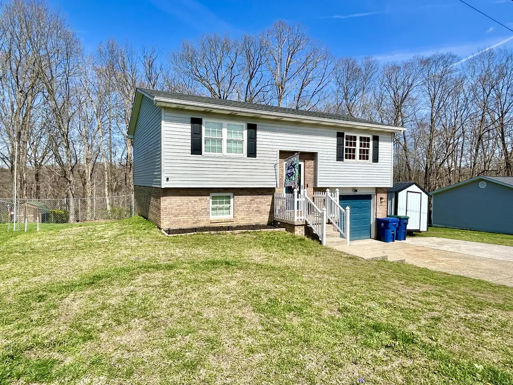 3904 Castlewood Court Somerset KY 42503