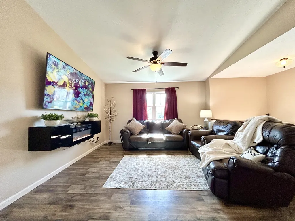 3904 Castlewood Court Somerset KY 42503