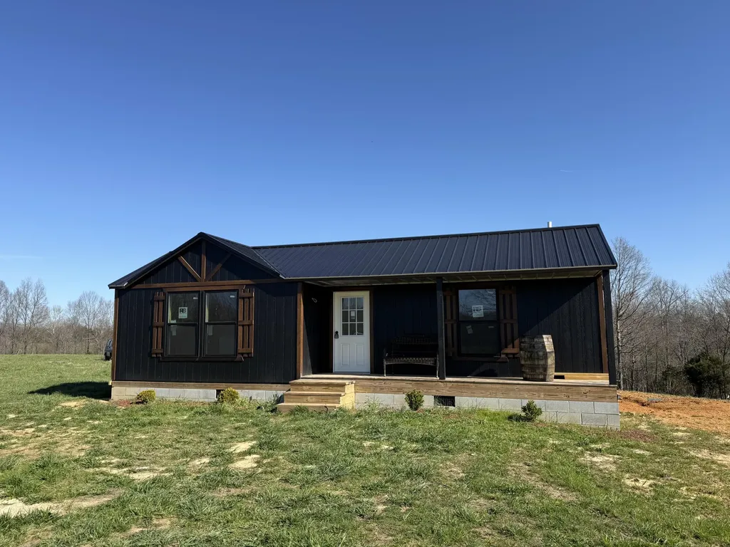 146 Oaks Road Russell Springs KY 42642