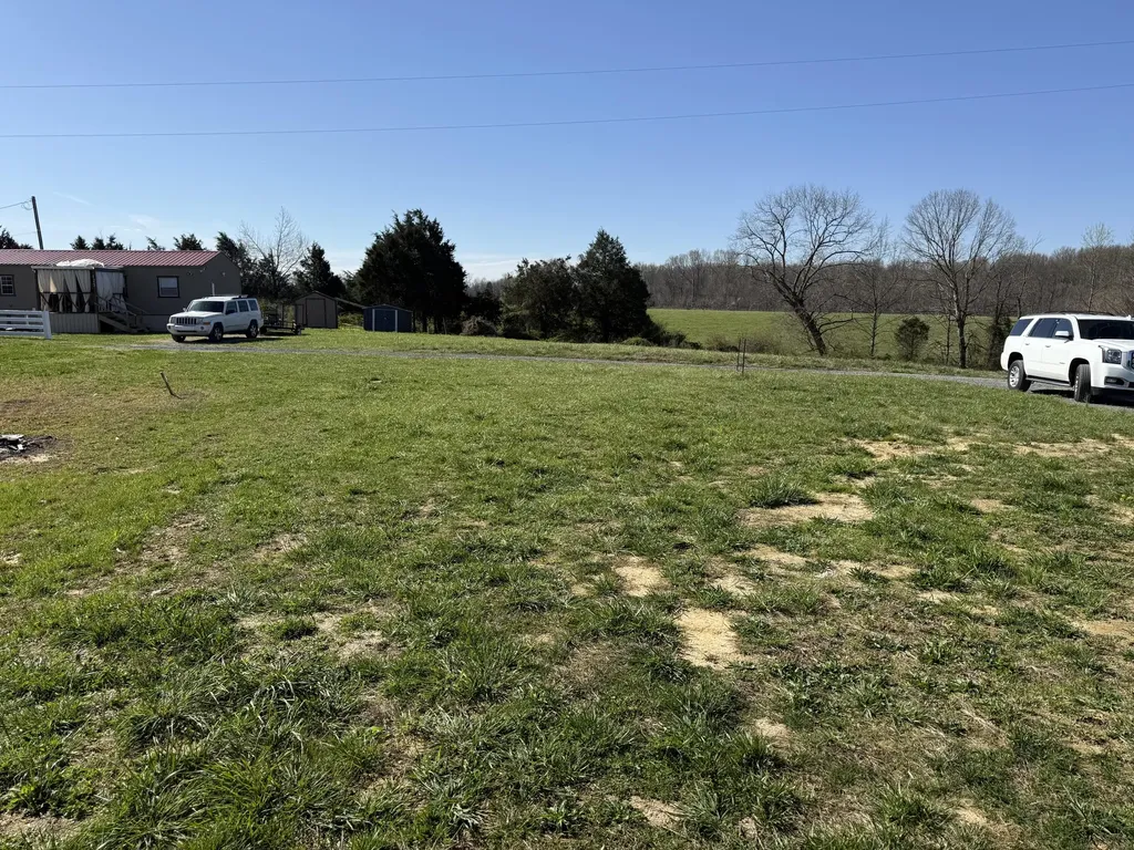 146 Oaks Road Russell Springs KY 42642