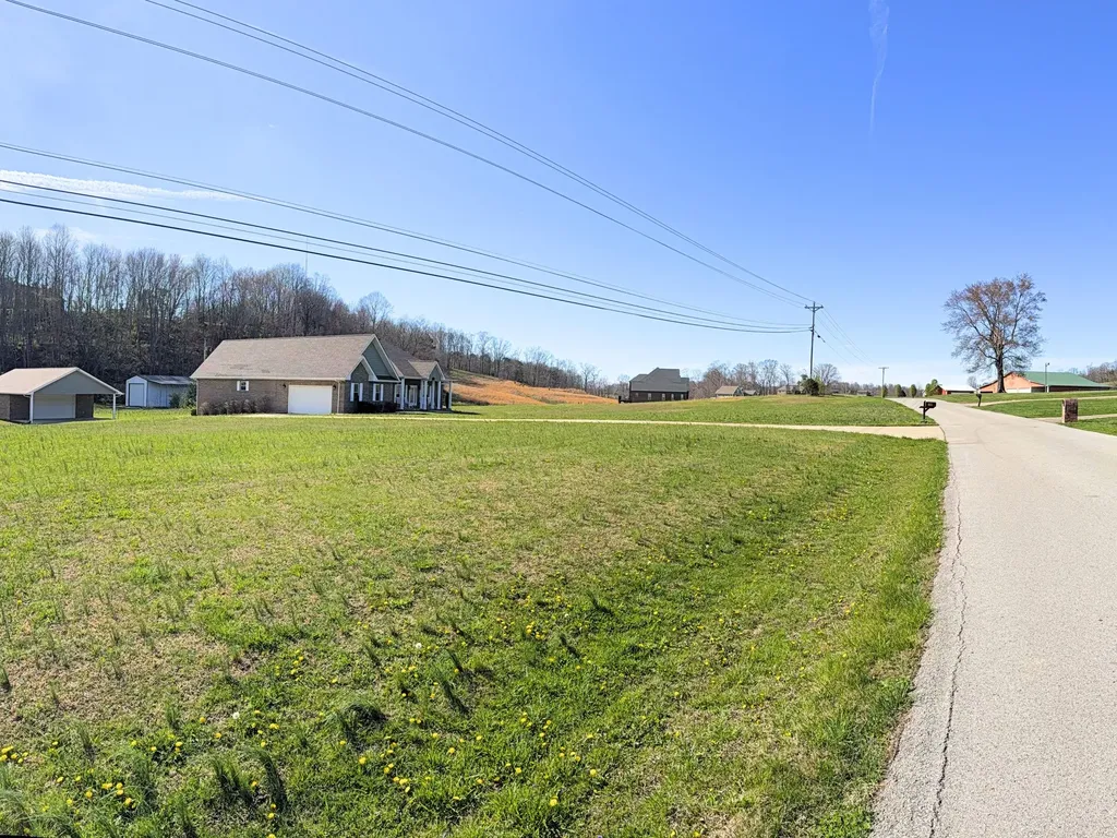 171 Higgins Road Gray KY 40734