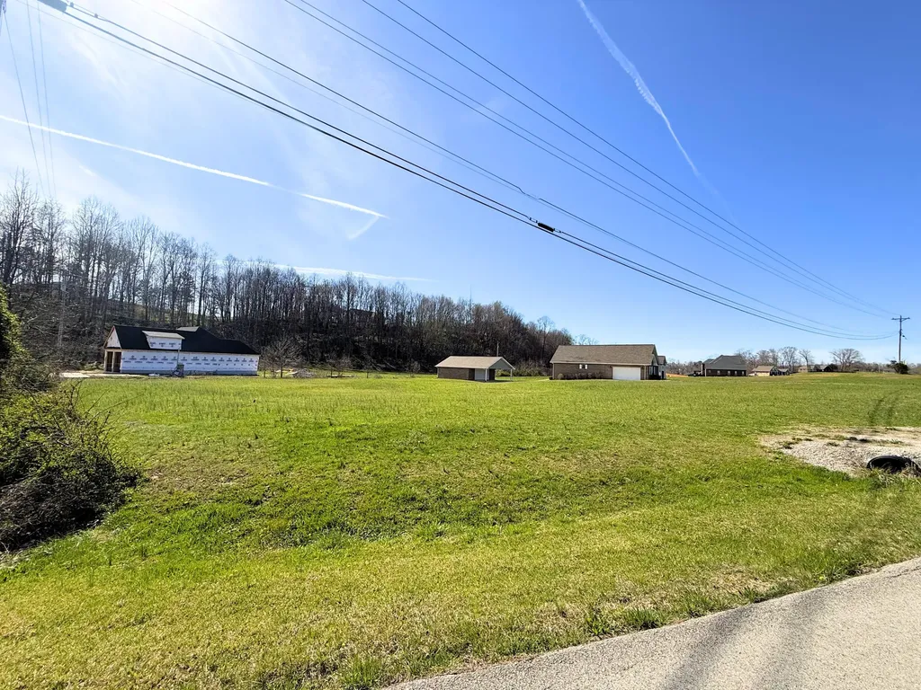 171 Higgins Road Gray KY 40734