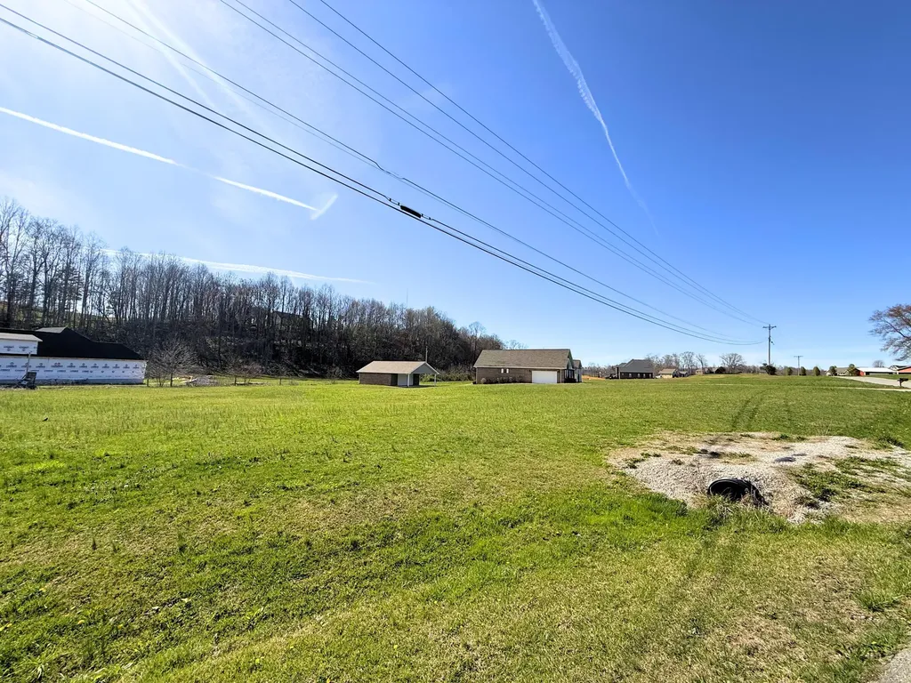 171 Higgins Road Gray KY 40734