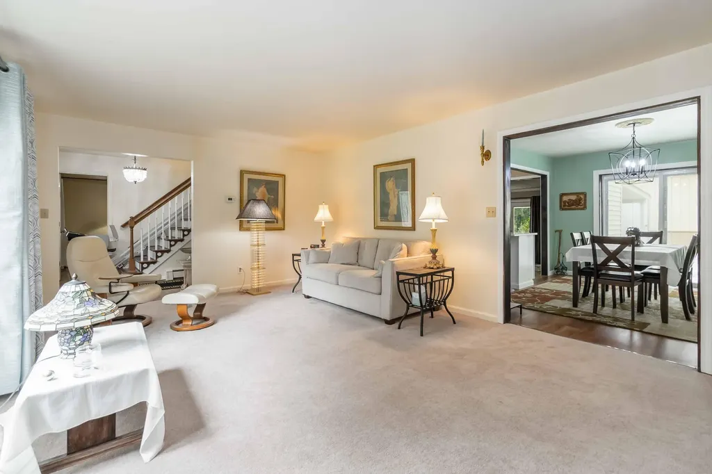 301 Redwood Drive Stanford KY 40484