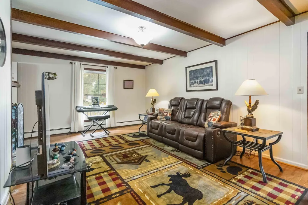 301 Redwood Drive Stanford KY 40484