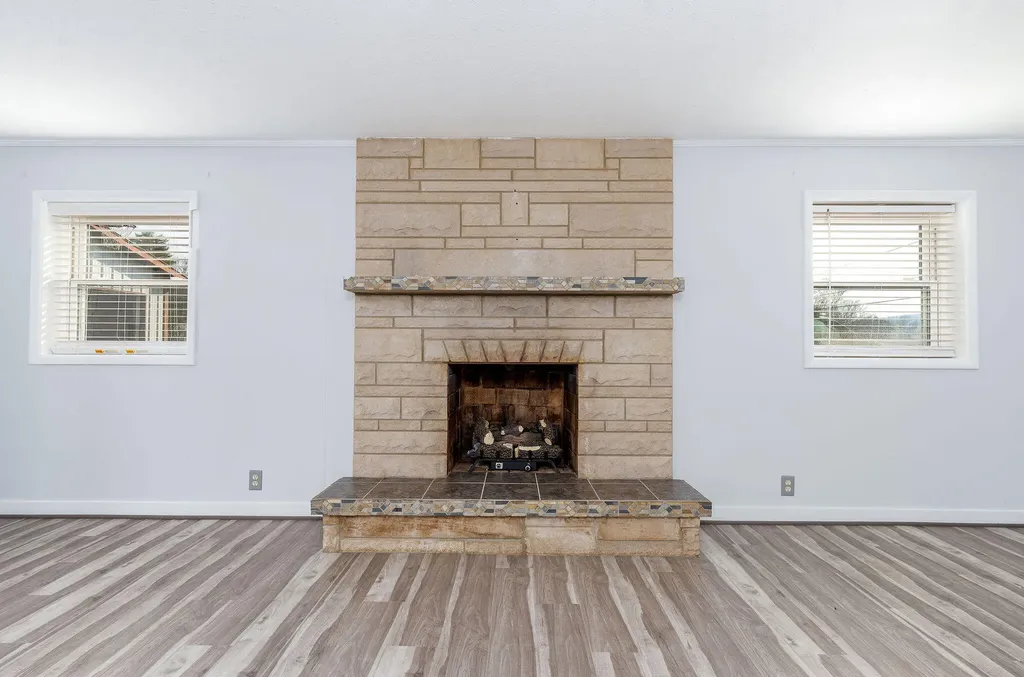 360 Hickory Hill Drive Monticello KY 42633