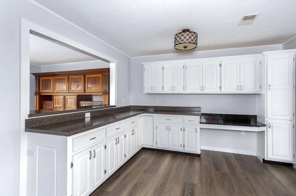360 Hickory Hill Drive Monticello KY 42633