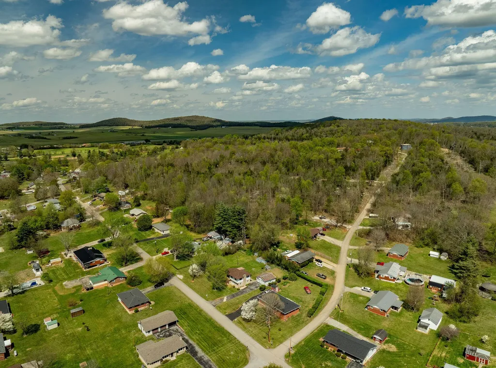 360 Hickory Hill Drive Monticello KY 42633