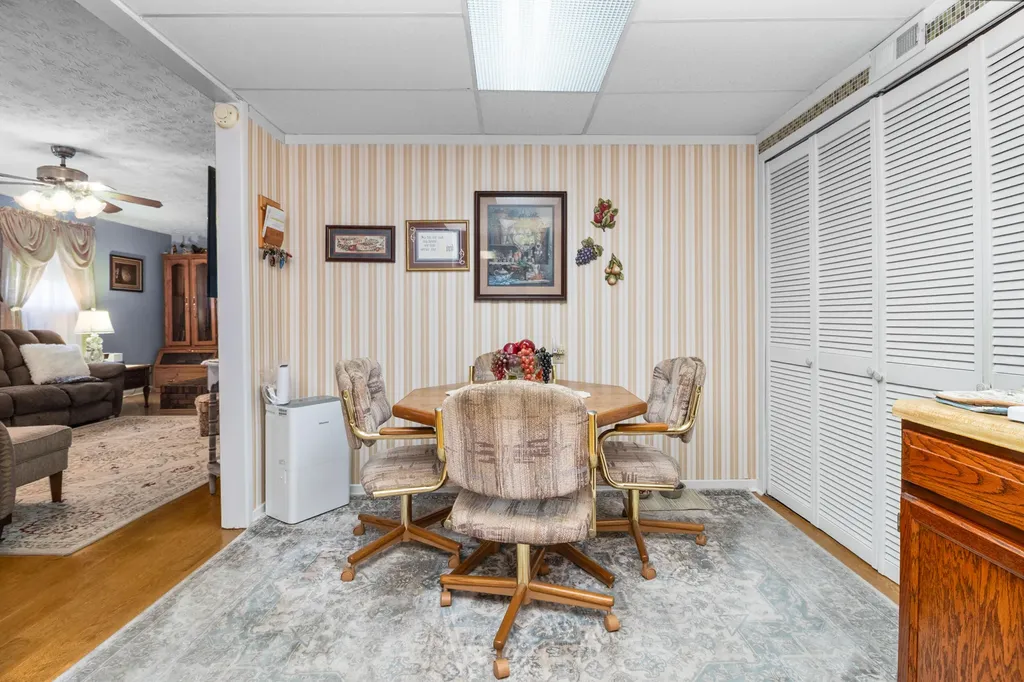 276 Kay Lane Lily KY 40740