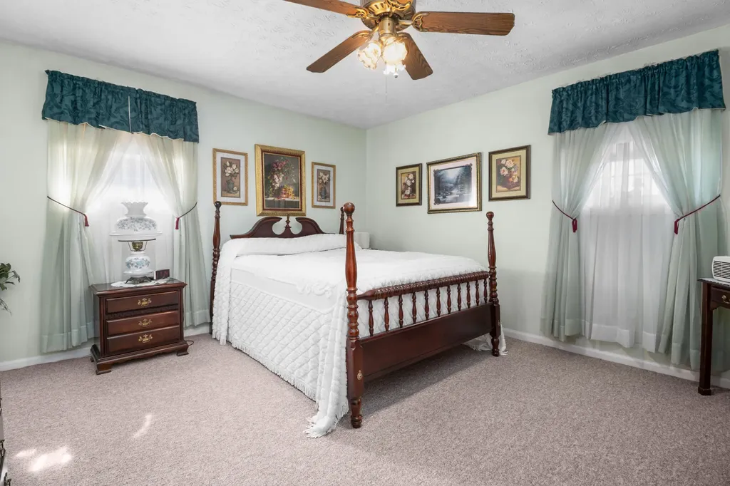 276 Kay Lane Lily KY 40740