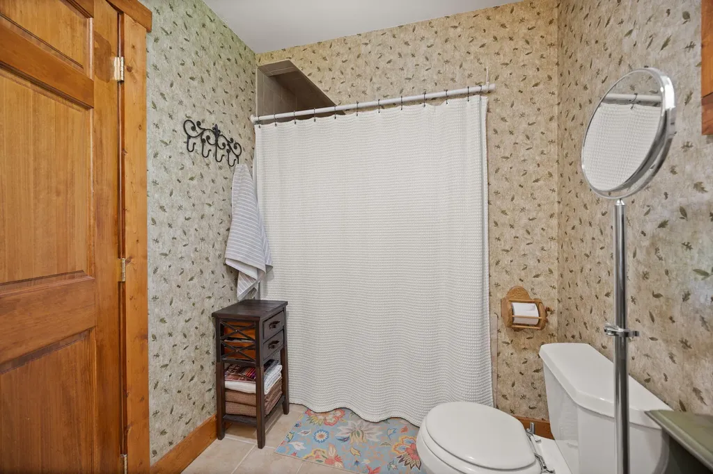 204 The Village Drive Nancy KY 42544