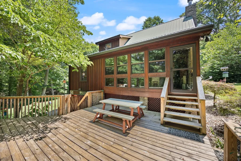 204 The Village Drive Nancy KY 42544