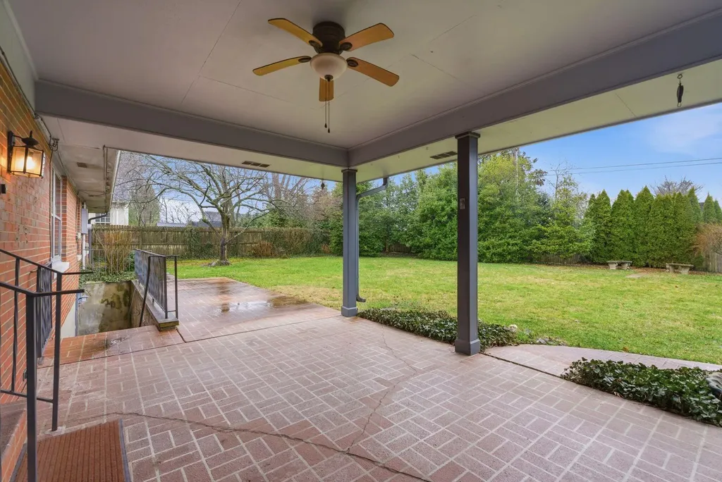 335 Andover Drive Lexington KY 40502