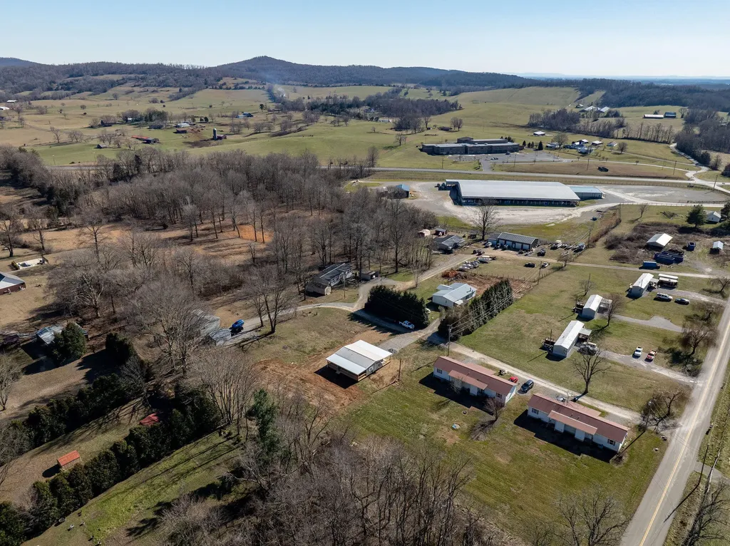 280 Kentucky 639 Albany KY 42602