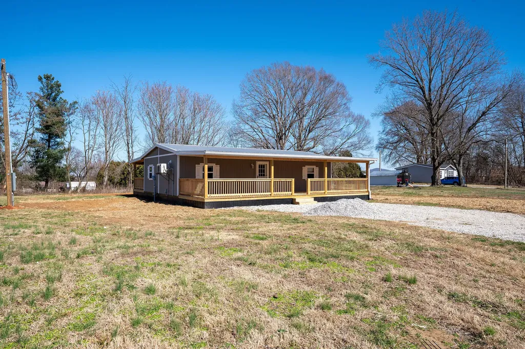 280 Kentucky 639 Albany KY 42602