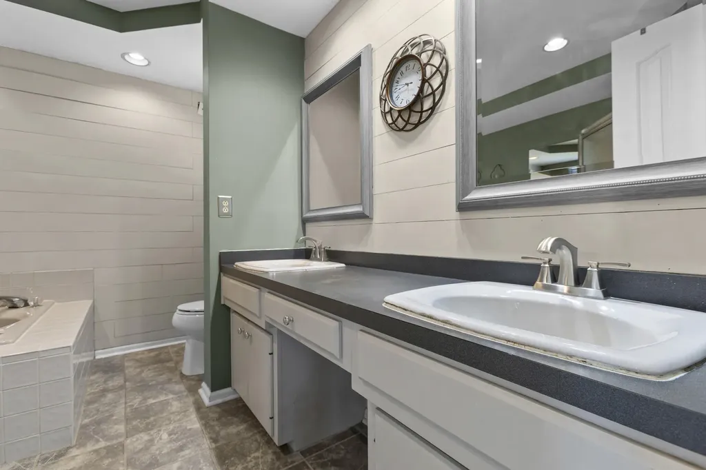 57 Sandbar Lane Frankfort KY 40601