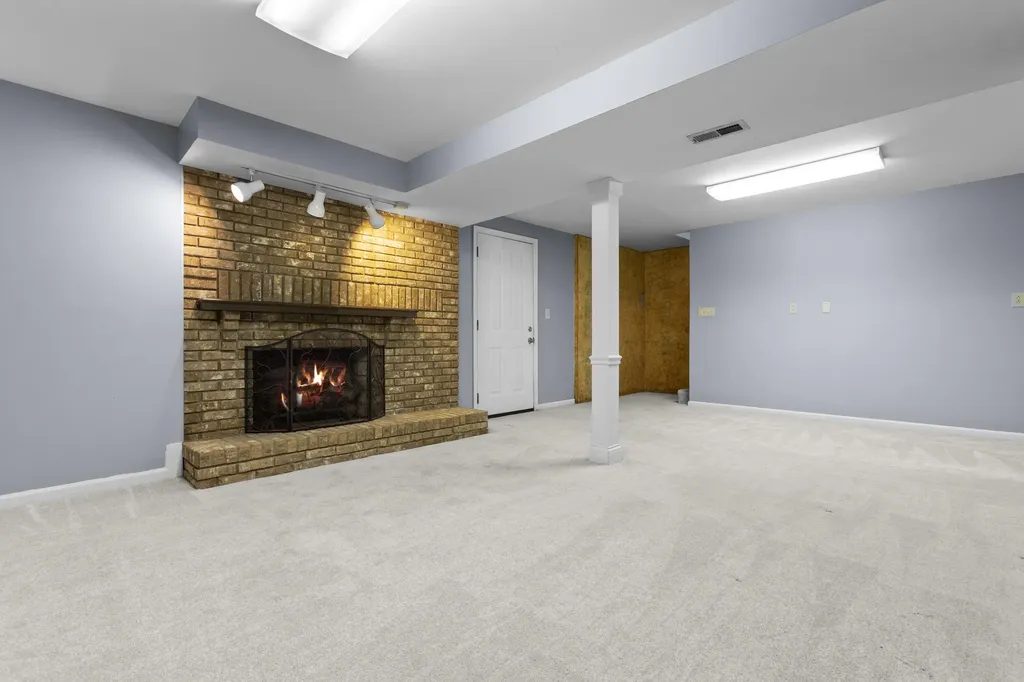 57 Sandbar Lane Frankfort KY 40601