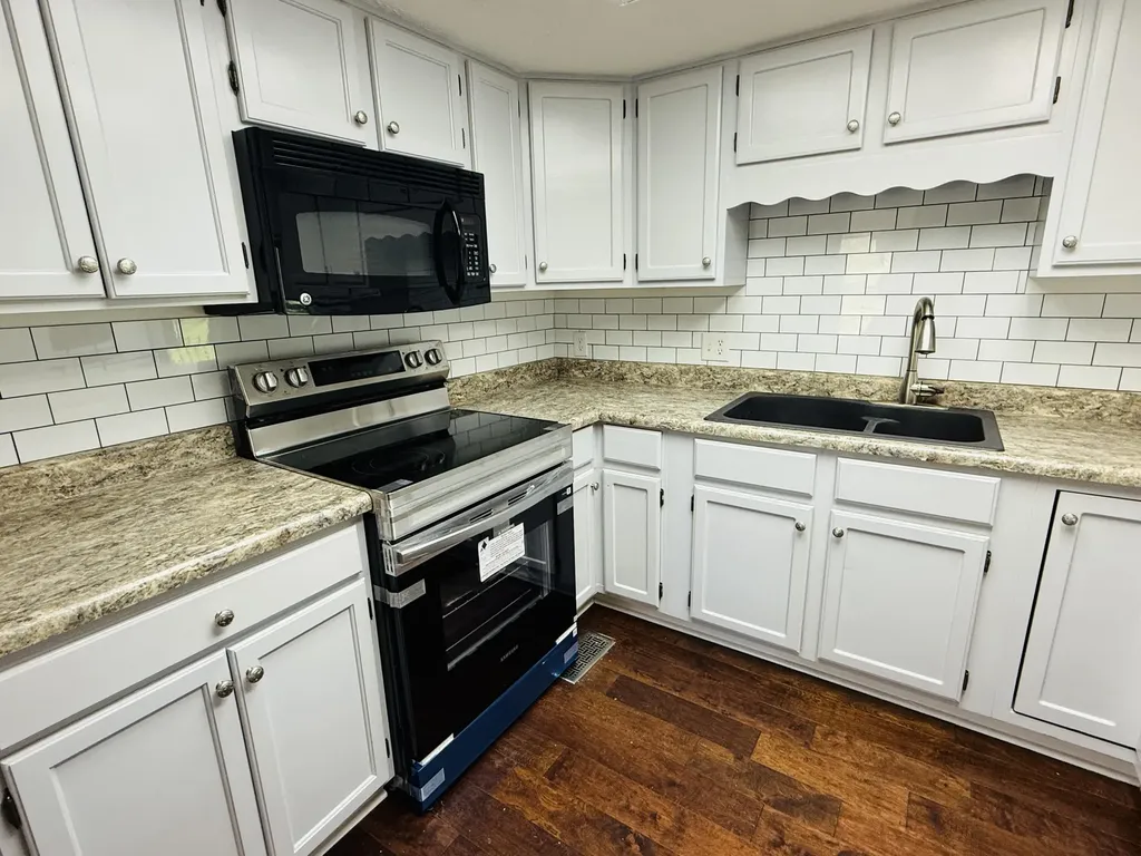 2020 Longview Drive Georgetown KY 40324