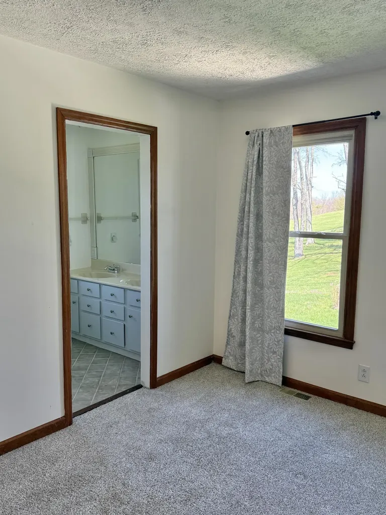 2020 Longview Drive Georgetown KY 40324