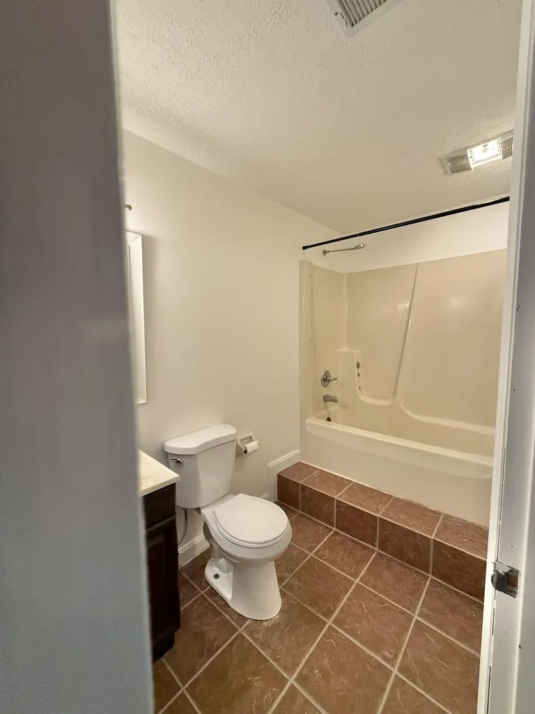 2020 Longview Drive Georgetown KY 40324