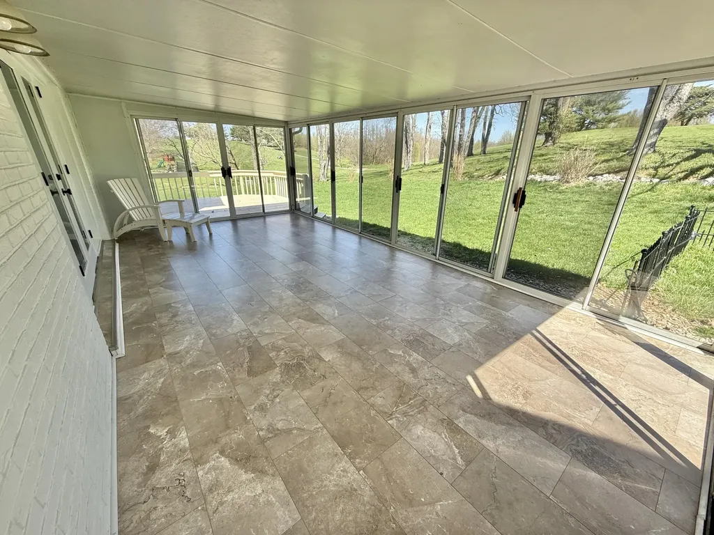 2020 Longview Drive Georgetown KY 40324