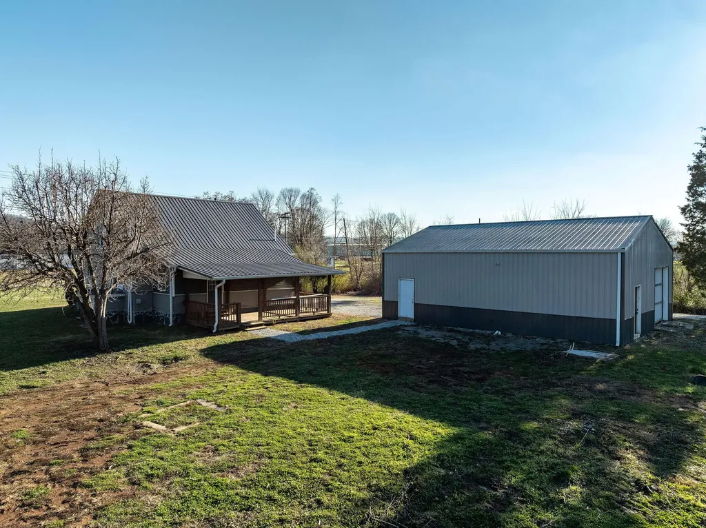 875 State Highway 3106 Monticello KY 42633