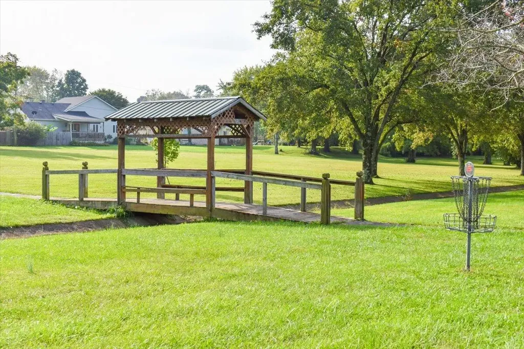 402 Peachtree Road Nicholasville KY 40356