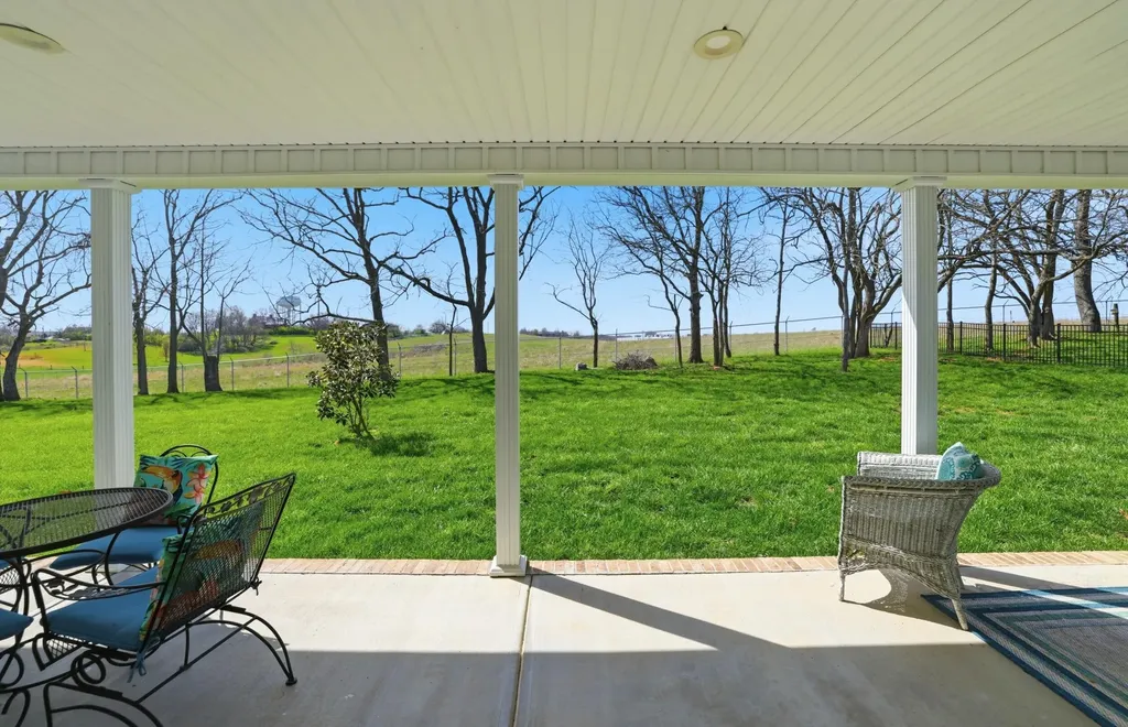 566 Harvest Lane Harrodsburg KY 40330