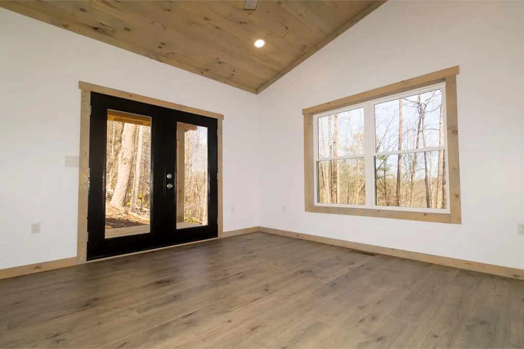 134 Holler Top Road Campton KY 41301